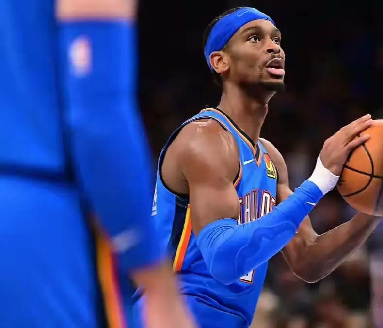 当中, div, 入选 当中, div, 入选