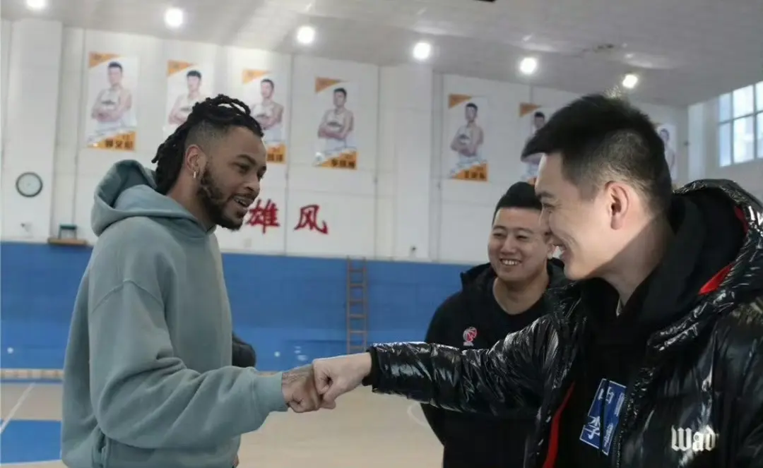 先续约权 先续约权